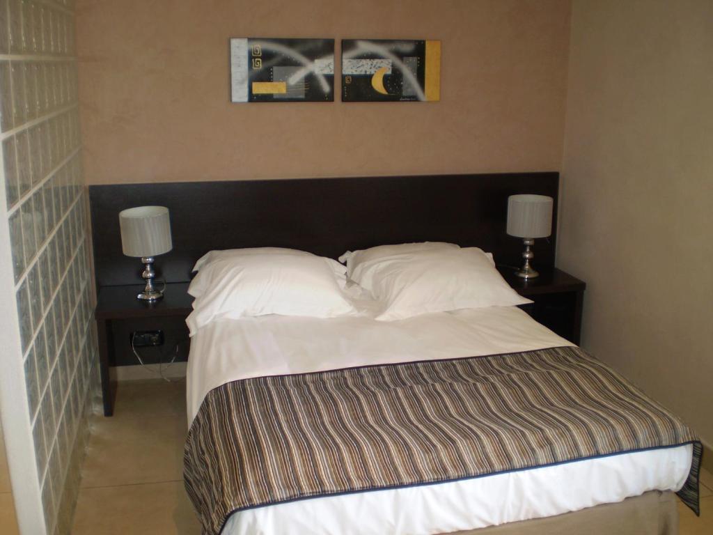 Augustin Marie Hotel Bonifacio  Phòng bức ảnh